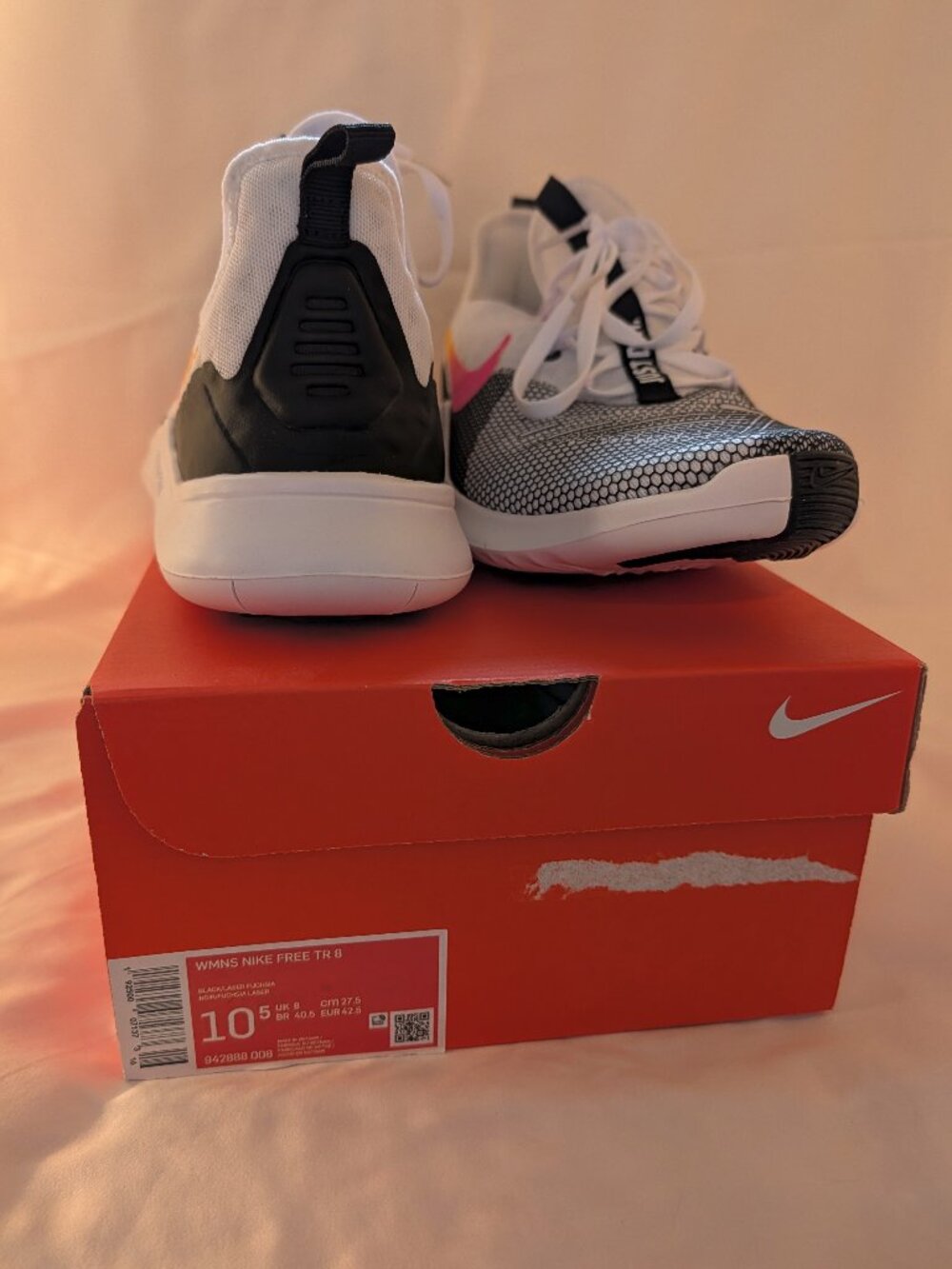 Nike Free TR8 Training Shoes, Women Sz. 10.5 Black/Laser Fuschia
